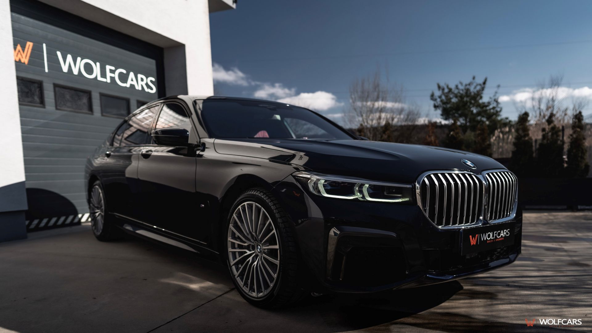 BMW 750Li xDrive INDIVIDUAL BMW 750Li xDrive INDIVIDUAL