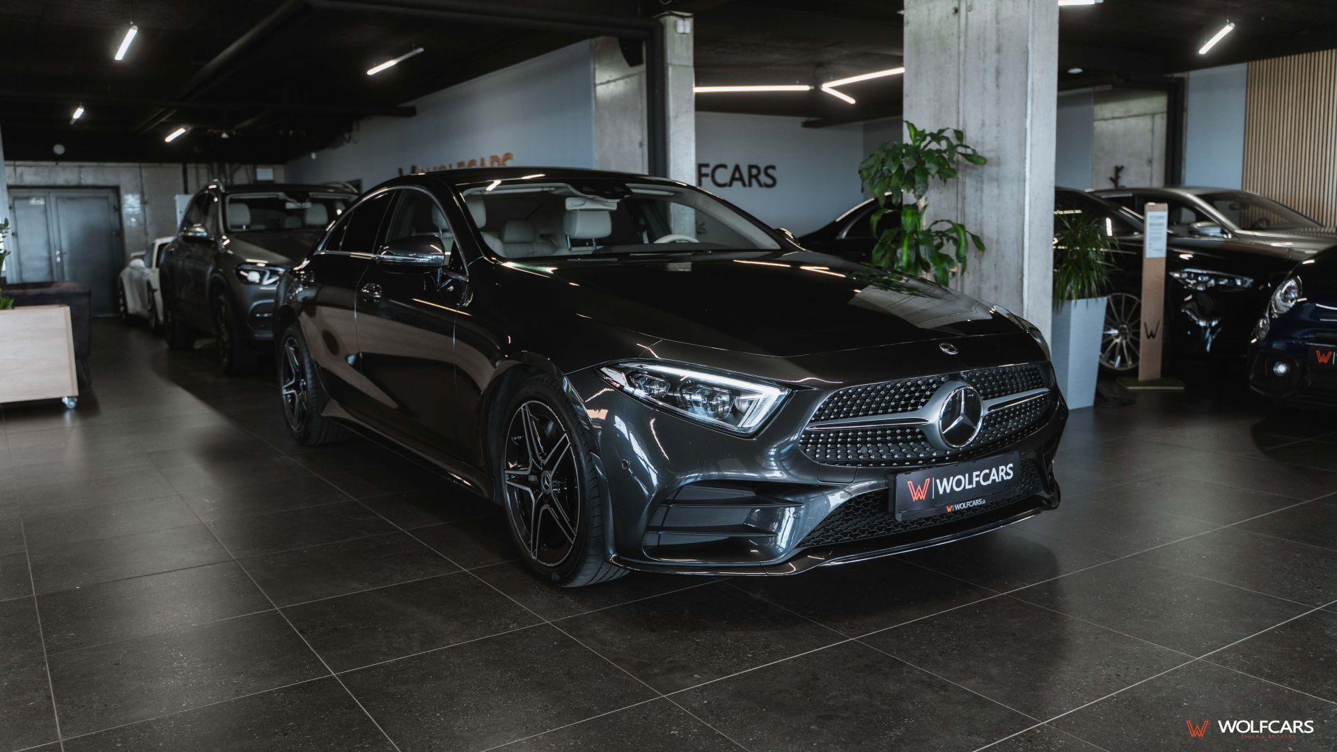 Mercedes-Benz CLS 350d 4MATIC Mercedes-Benz CLS 350d 4MATIC