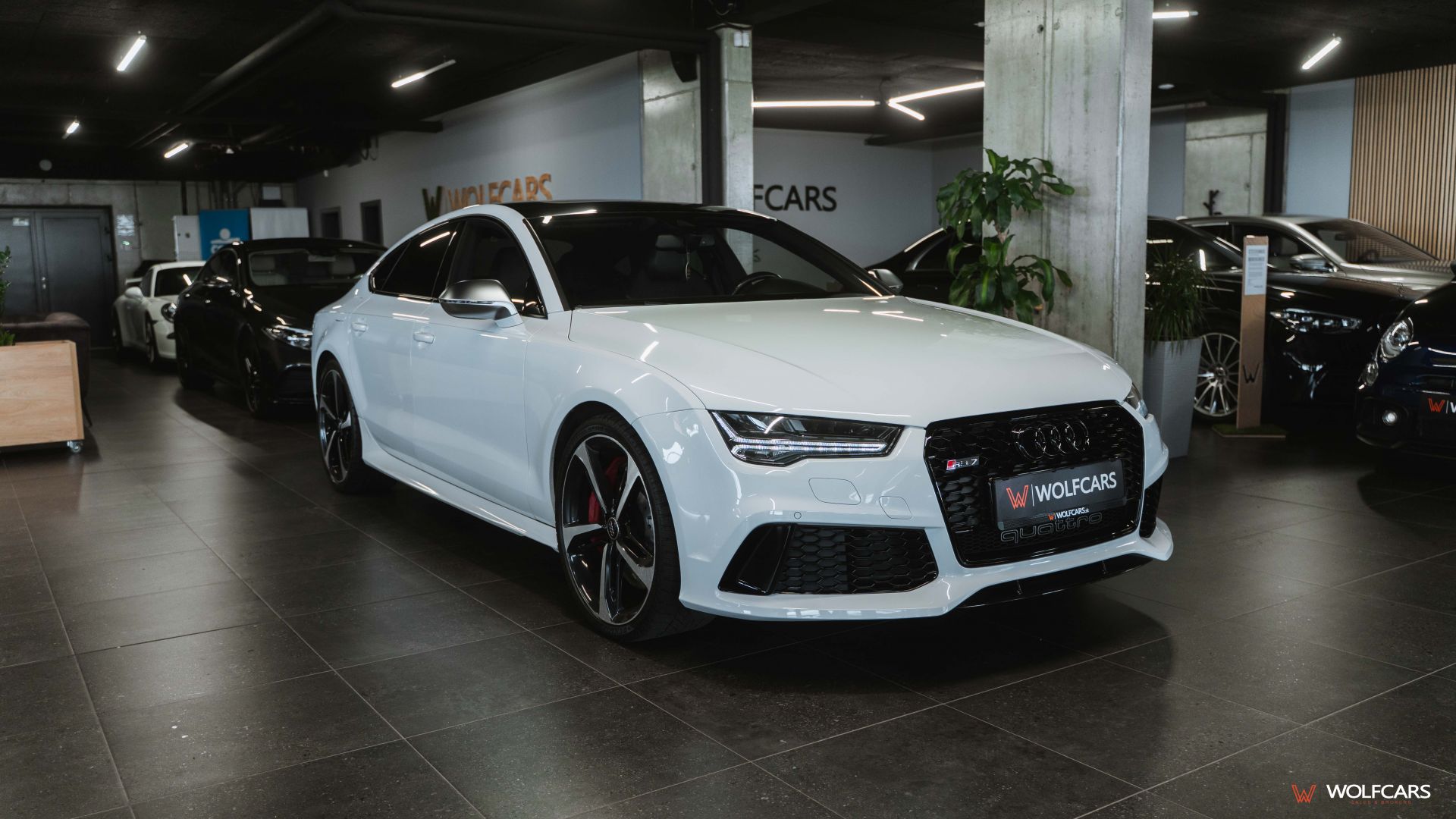 Audi RS7 Sportback 4.0 V8 TFSI quattro tiptronic 700k Audi RS7 Sportback 4.0 V8 TFSI quattro tiptronic 700k