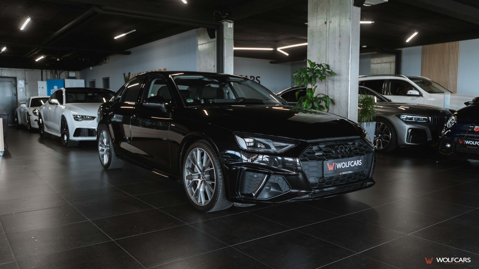 Audi A4 3.0 TDI S-Line quattro tiptronic Audi A4 3.0 TDI S-Line quattro tiptronic