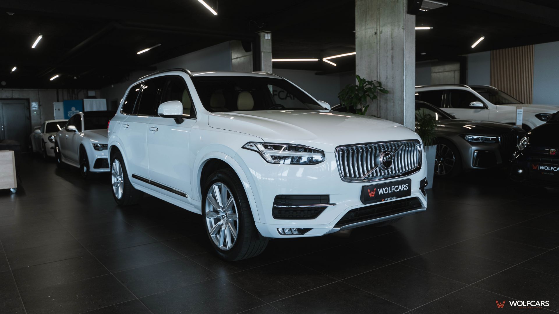 Volvo XC90 D5 Inscription AWD 173 kW Volvo XC90 D5 Inscription AWD 173 kW
