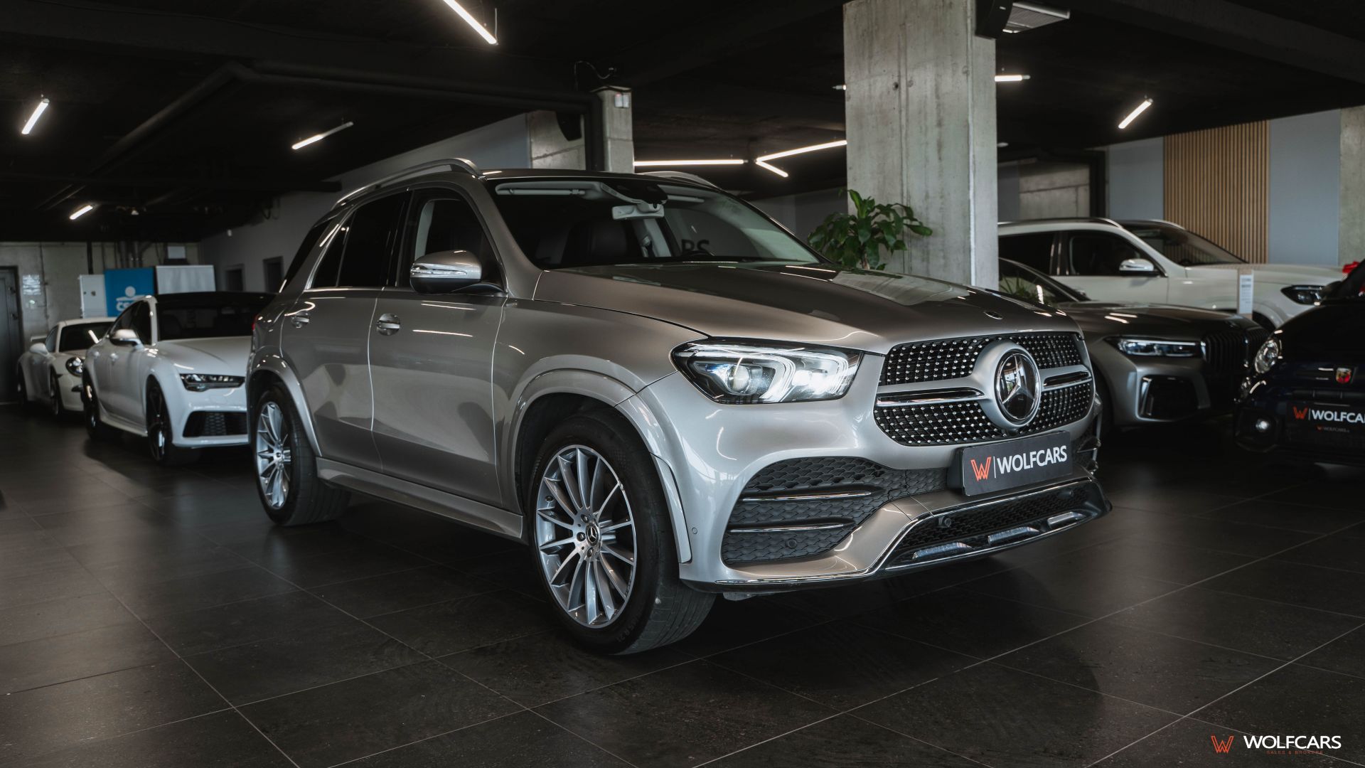 Mercedes-Benz GLE 300d 4MATIC / AMG Packet Mercedes-Benz GLE 300d 4MATIC / AMG Packet