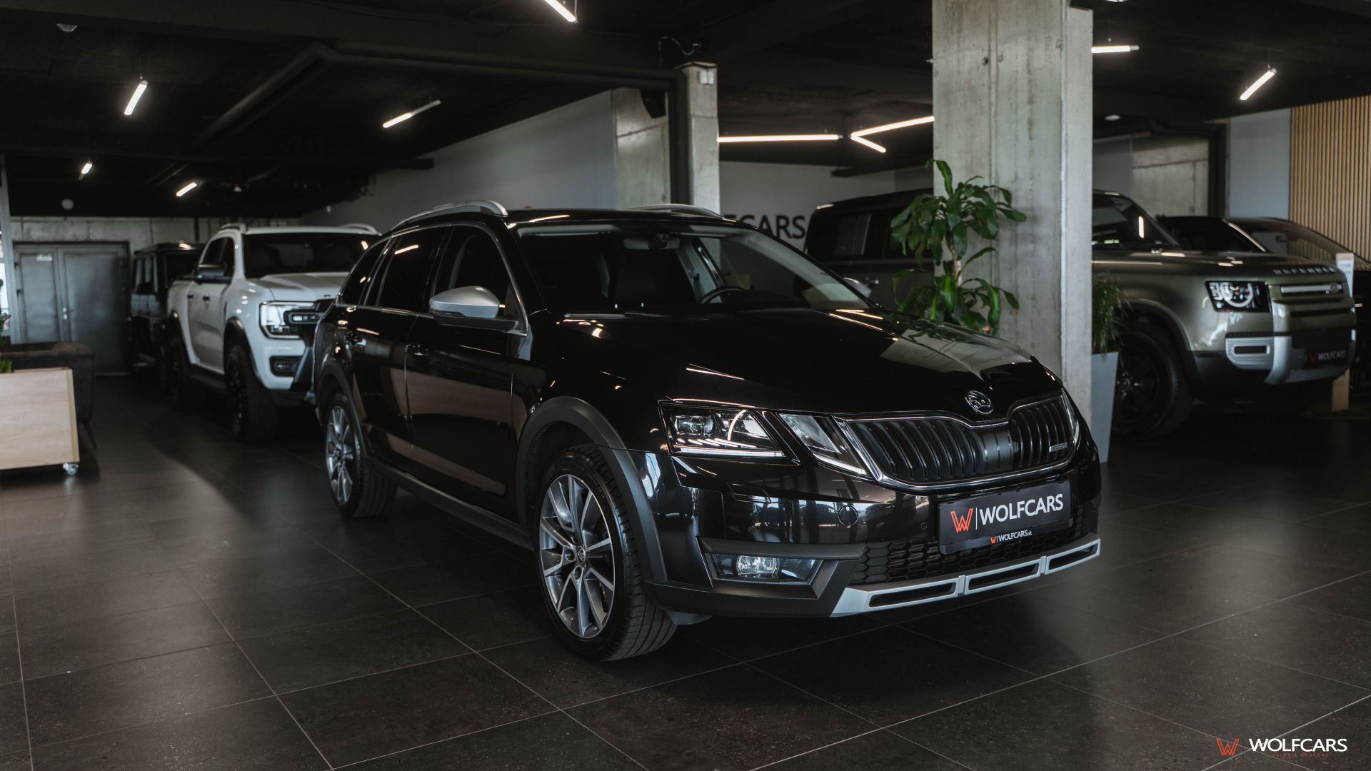 Škoda Octavia Combi Scout 2.0 TDi 135 kW Škoda Octavia Combi Scout 2.0 TDi 135 kW