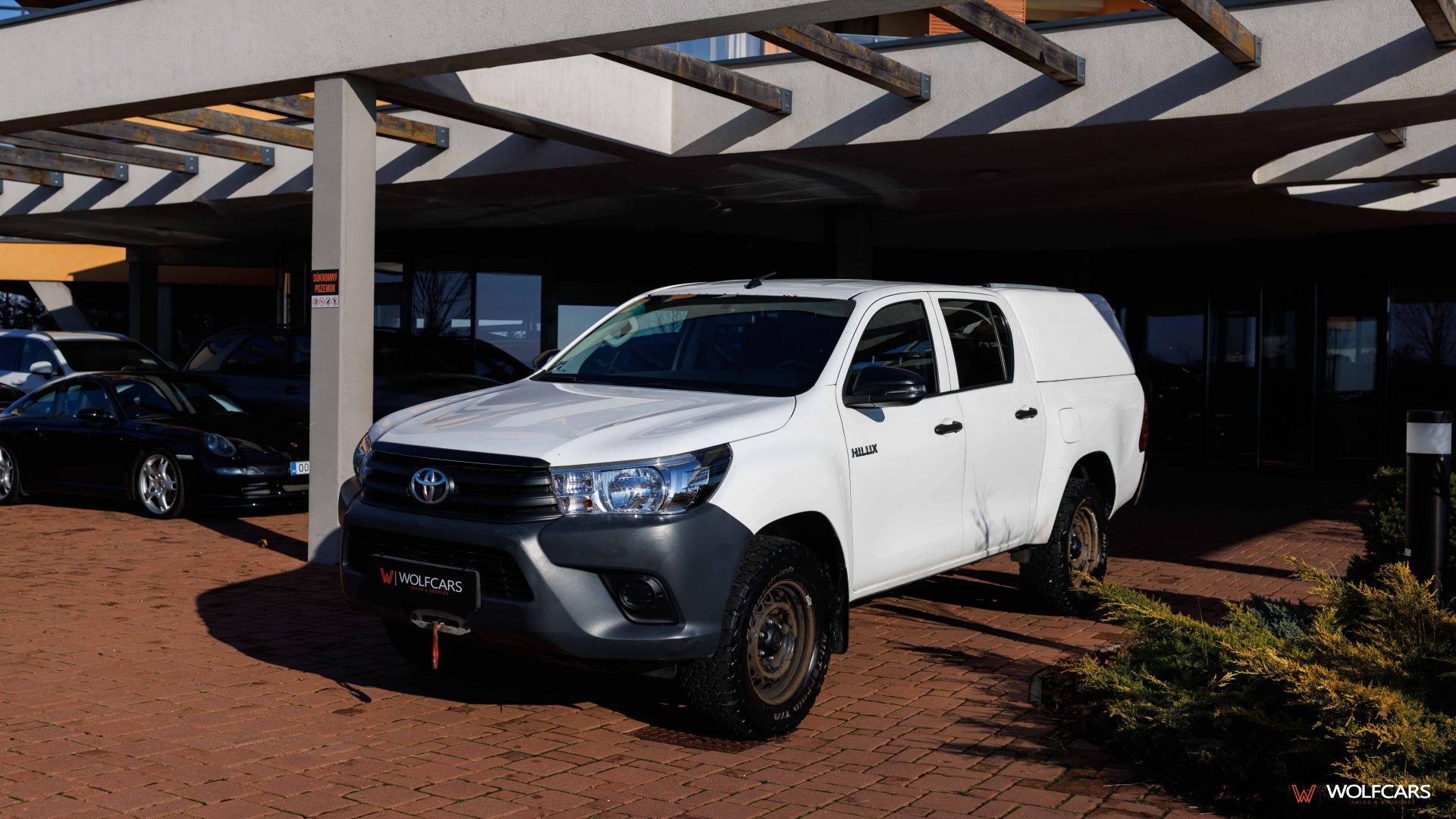 Toyota Hilux 2.4 GD-6 110kw MT/6