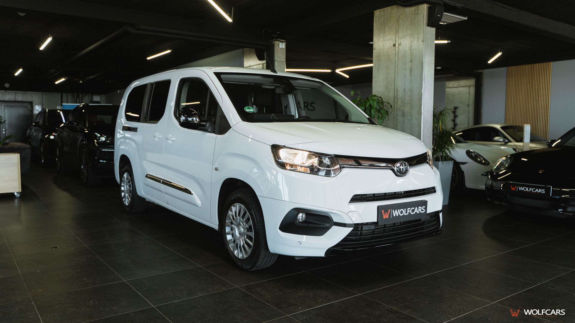 Toyota Proace City Verso Long 1.5D 100k Shuttle