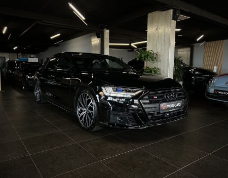 Audi S8 4.0 TFSI mHEV V8 quattro tiptronic