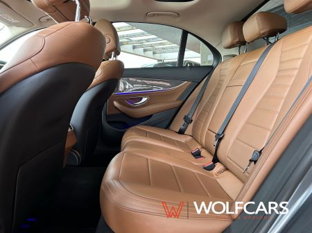 Mercedes-Benz E 400 4MATIC AMG