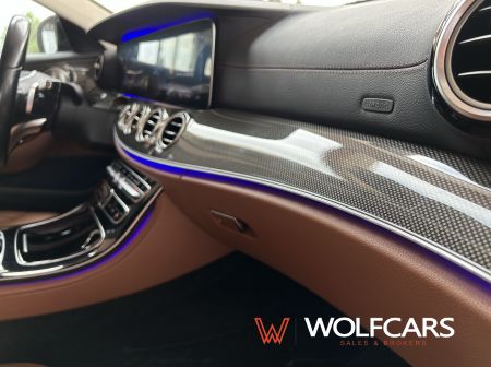Mercedes-Benz E 400 4MATIC AMG