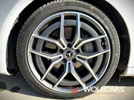 Mercedes-Benz E 220d AMG line Kombi