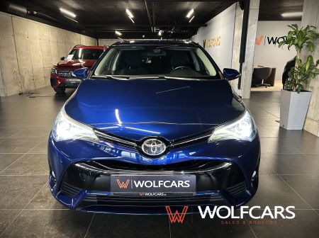 Toyota Avensis Combi 2.0d Business