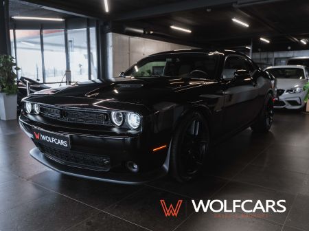 Dodge Challenger 5.7 Hemi