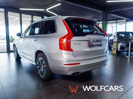 Volvo XC90 B5 AWD Momentum A/T