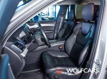 Volvo XC90 B5 AWD Momentum A/T