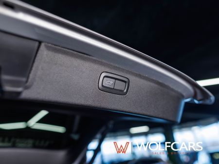 Volvo XC90 B5 AWD Momentum A/T