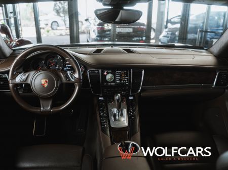 Porsche Panamera Turbo 4.8 V8