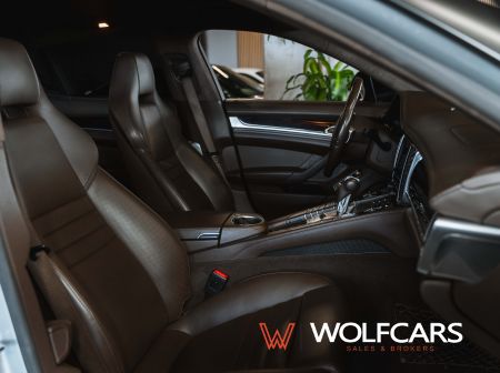 Porsche Panamera Turbo 4.8 V8