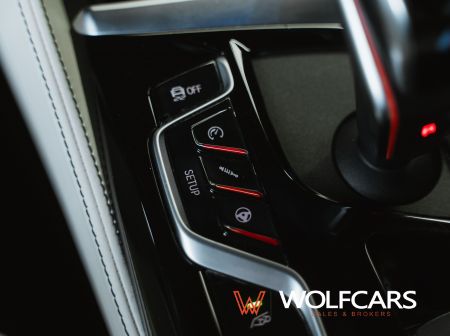 BMW M5 4.4 V8 xDrive
