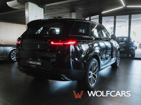 Land Rover Range Rover Sport 3.0 I6 D300 MHEV SE AWD A/T