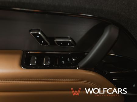 Land Rover Range Rover Sport 3.0 I6 D300 MHEV SE AWD A/T