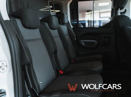 Toyota Proace City Verso Long 1.5D 100k Shuttle