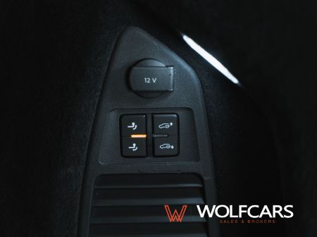 Volkswagen Touareg R-Line 3.0 TDI V6 210KW