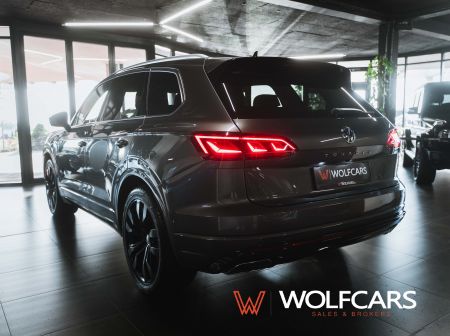 Volkswagen Touareg R-Line 3.0 TDI V6 210KW