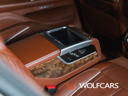 BMW 750Li xDrive INDIVIDUAL