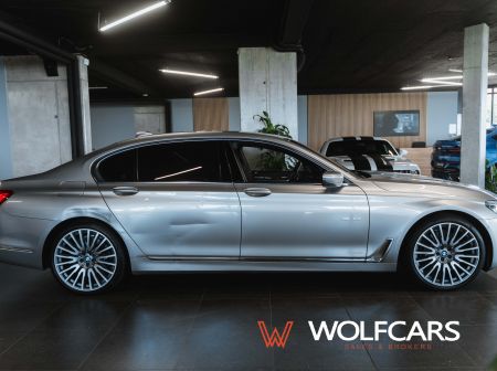 BMW 750Li xDrive INDIVIDUAL