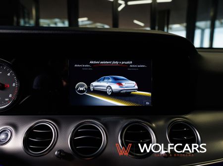 Mercedes - Benz E220d 4MATIC