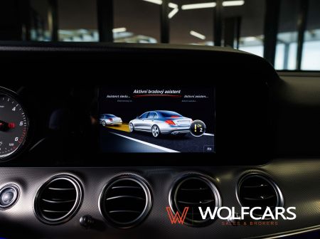 Mercedes - Benz E220d 4MATIC
