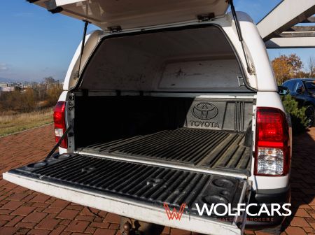 Toyota Hilux 2.4 GD-6 110kw MT/6