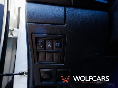 Toyota Hilux 2.4 GD-6 110kw MT/6