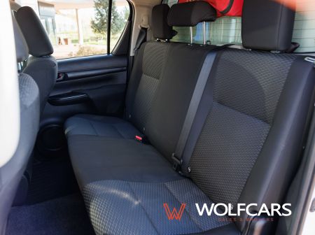 Toyota Hilux 2.4 GD-6 110kw MT/6