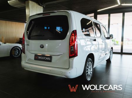 Toyota Proace City Verso Long 1.5D 100k Shuttle