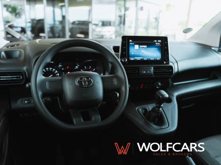 Toyota Proace City Verso Long 1.5D 100k Shuttle