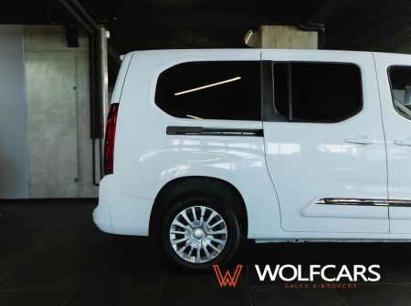 Toyota Proace City Verso Long 1.5D 100k Shuttle