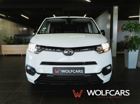 Toyota Proace City Verso Long 1.5D 100k Shuttle