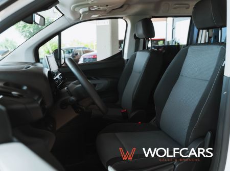 Toyota Proace City Verso Long 1.5D 100k Shuttle