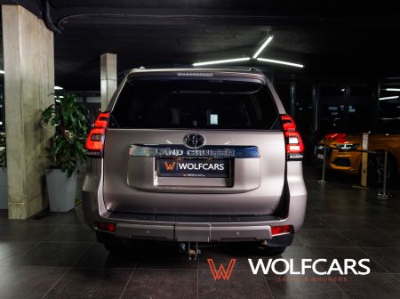 Toyota Land Cruiser 2.8 D-4D 204 Invincible A/T 4x4