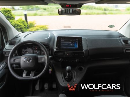 Toyota Proace City Verso Long 1.5D 100k Shuttle