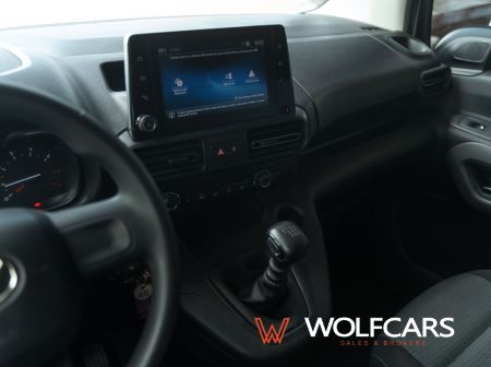 Toyota Proace City Verso Long 1.5D 100k Shuttle
