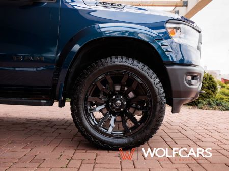 Dodge RAM 1500 5.7 V8 HEMI 4x4 + LPG