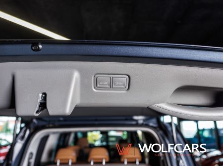 Hyundai STARIA Luxury 1.6 T-GDI Hybrid 6AT