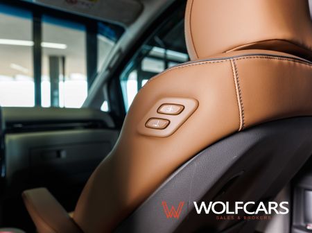 Hyundai STARIA Luxury 1.6 T-GDI Hybrid 6AT