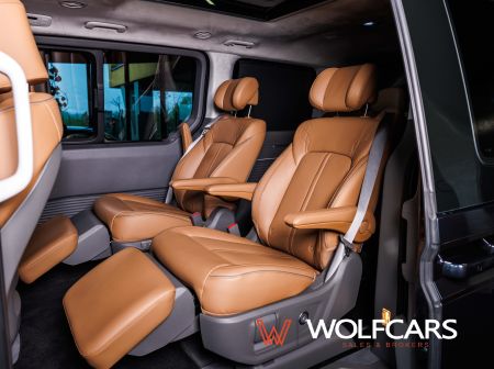 Hyundai STARIA Luxury 1.6 T-GDI Hybrid 6AT