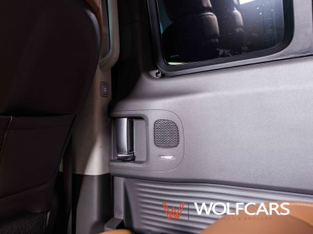 Hyundai STARIA Luxury 1.6 T-GDI Hybrid 6AT