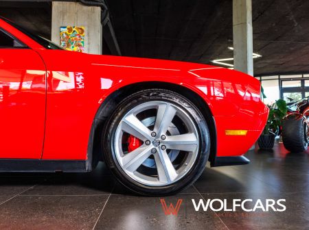 Dodge Challenger SRT8 6.1 HEMI