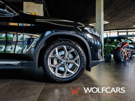 BMW X3 xDrive 30i 180kW
