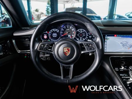 Porsche Panamera 4 3.0 V6 243 KW
