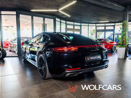 Porsche Panamera 4 3.0 V6 243 KW